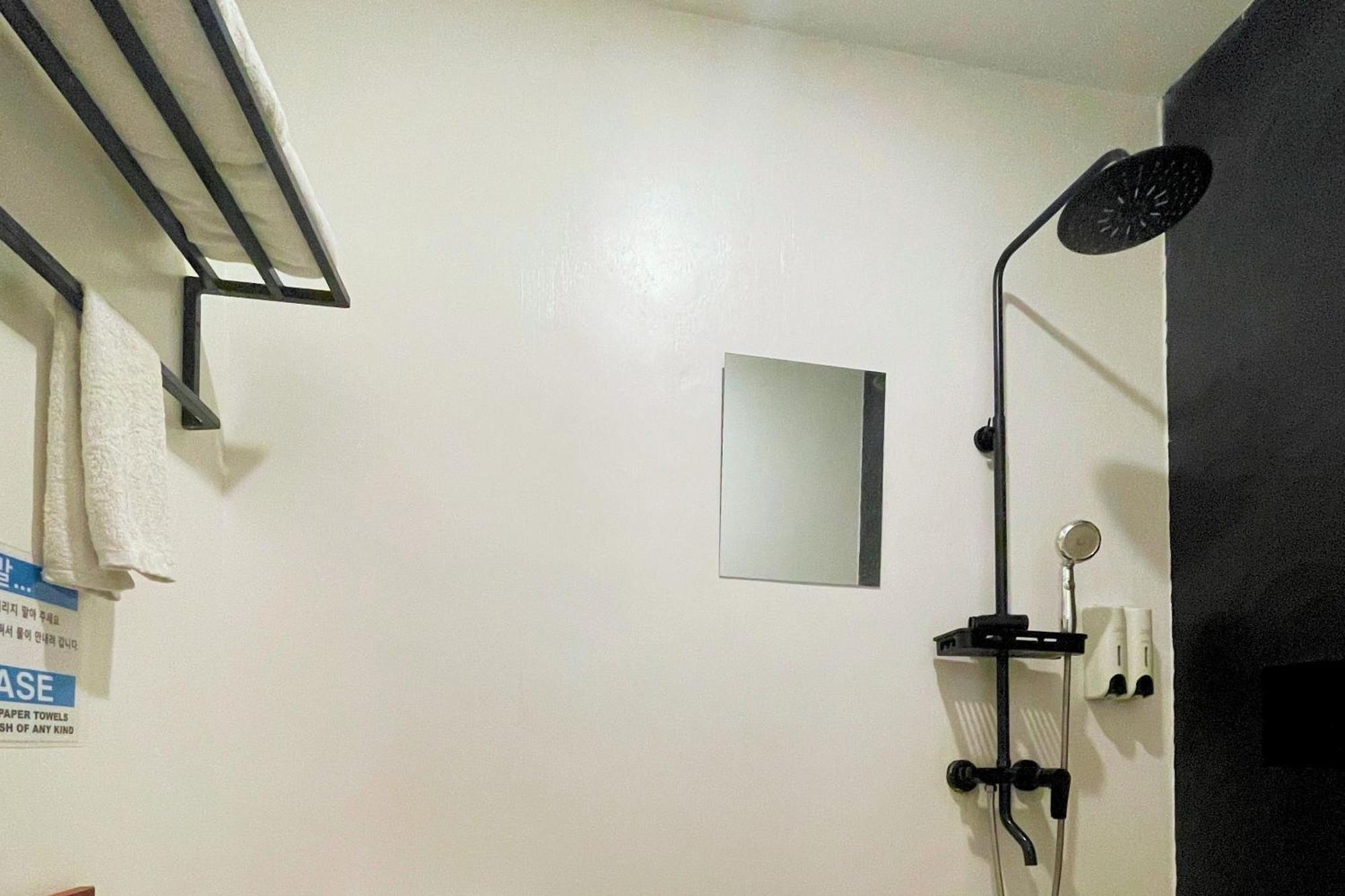 Hotel Halo Angeles City Room photo