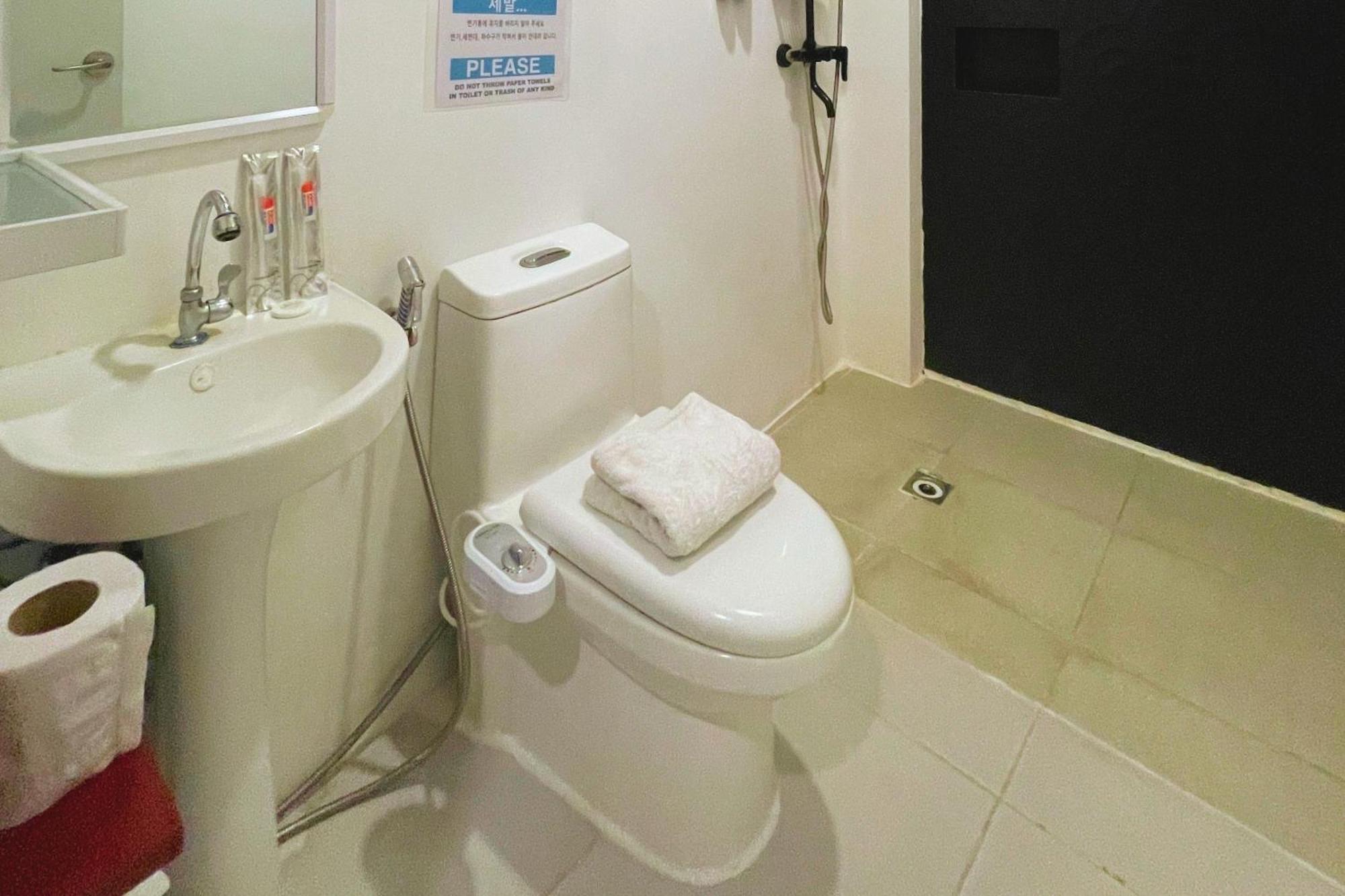 Hotel Halo Angeles City Room photo